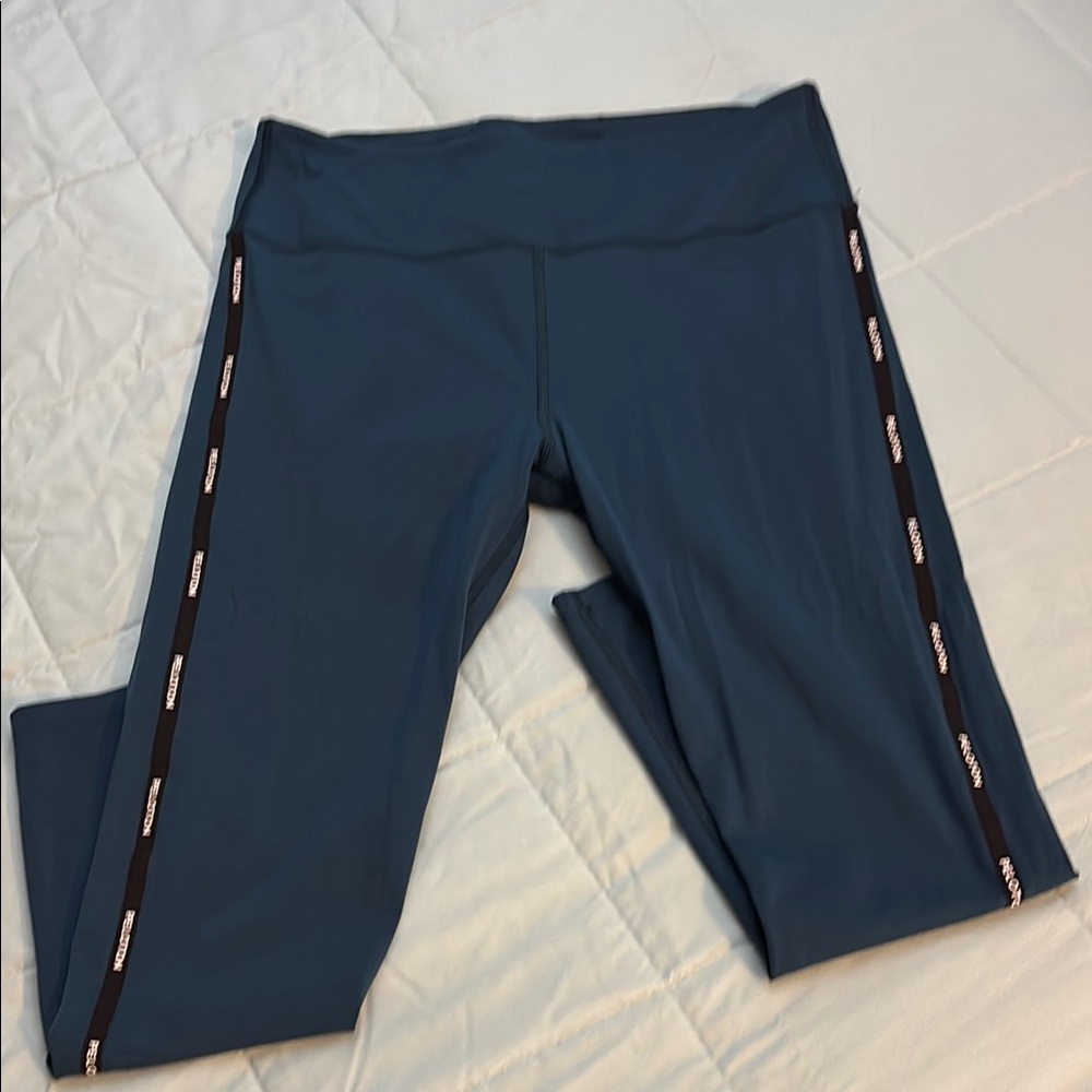 Peloton Black and Blue Leggings with Sleek Design